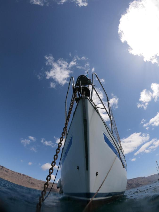 Hotel Magnifico Barco En La Graciosa Caleta de Sebo Exteriér fotografie