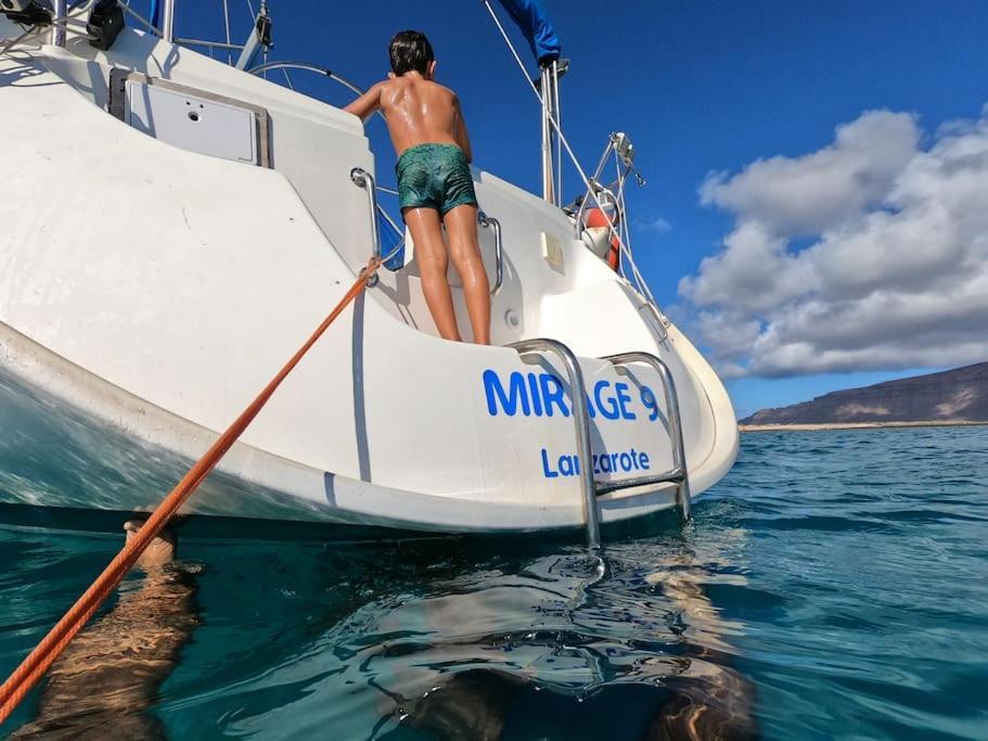 Hotel Magnifico Barco En La Graciosa Caleta de Sebo Exteriér fotografie