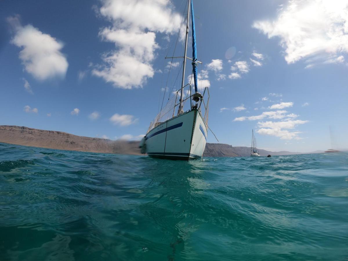 Hotel Magnifico Barco En La Graciosa Caleta de Sebo Exteriér fotografie