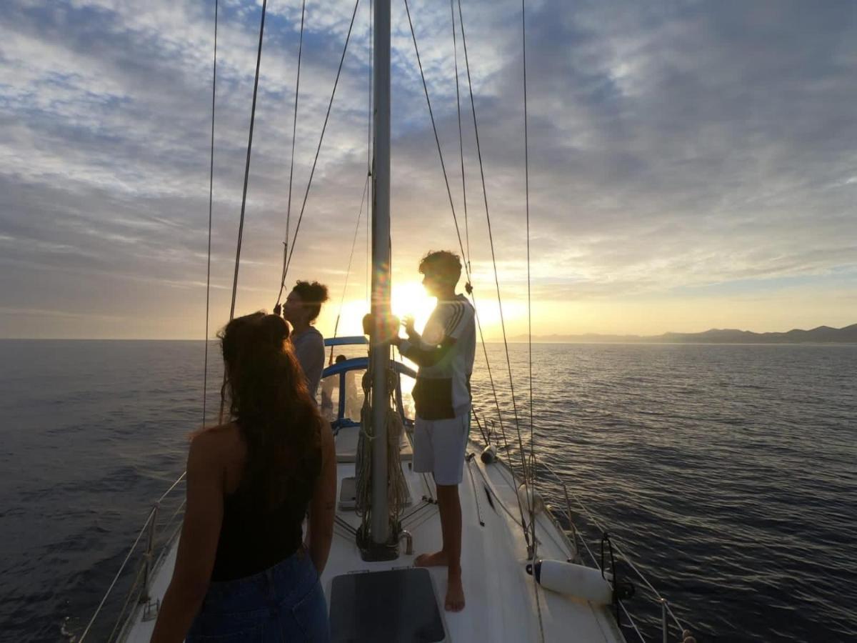 Hotel Magnifico Barco En La Graciosa Caleta de Sebo Exteriér fotografie